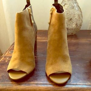 Hailstones Open toe booties